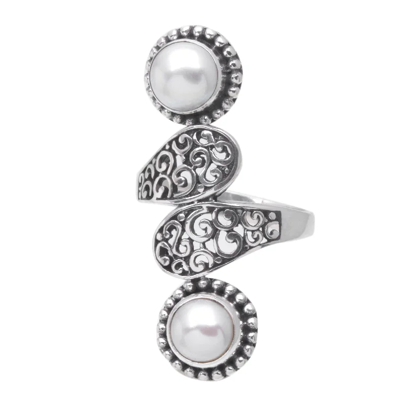 Novica Handmade Pointed Tower Cultured Pearl Cocktail Ring