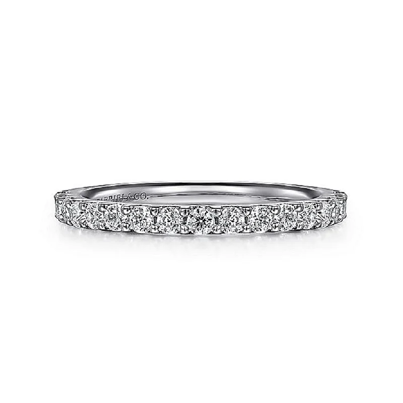 14K White Gold Shared Prong Diamond Wedding Band