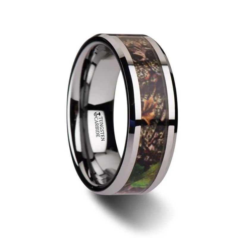 Thorsten OVERGROWTH Realistic Tree Camo Tungsten Carbide Wedding Band with Green Leaves - 8mm