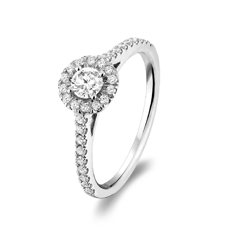 Round Halo Diamond Engagement Ring