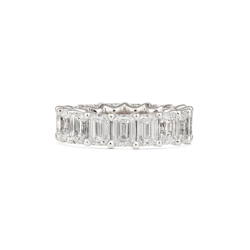 Riviera Emerald Cut Diamond Eternity Ring | Platinum