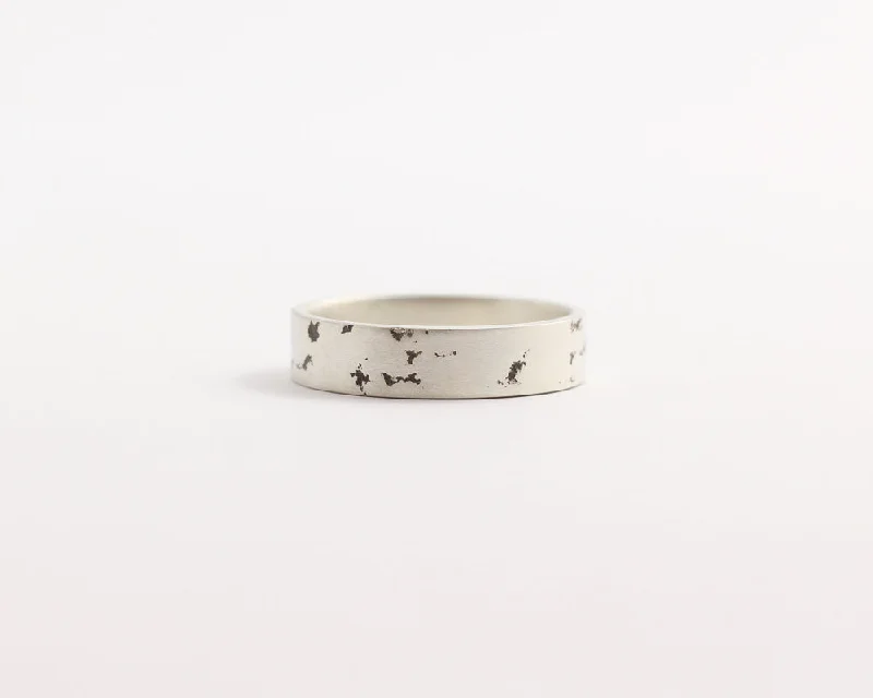 Distressed Ring - Medium