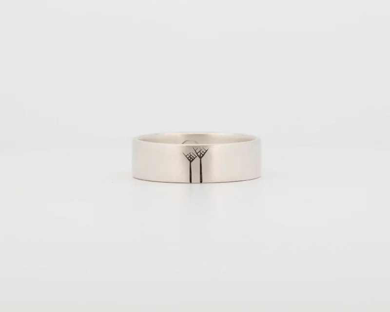 READY TO SHIP #338 Nikau Ring - Medium