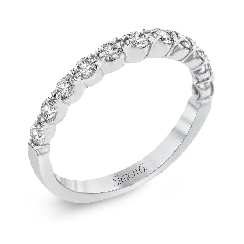 Eternity Wedding Band in 18k Gold with Diamonds