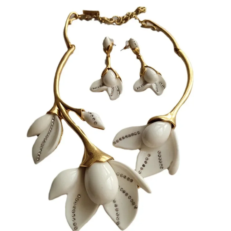 White Magnolia Dangle Earrings and Necklace Set